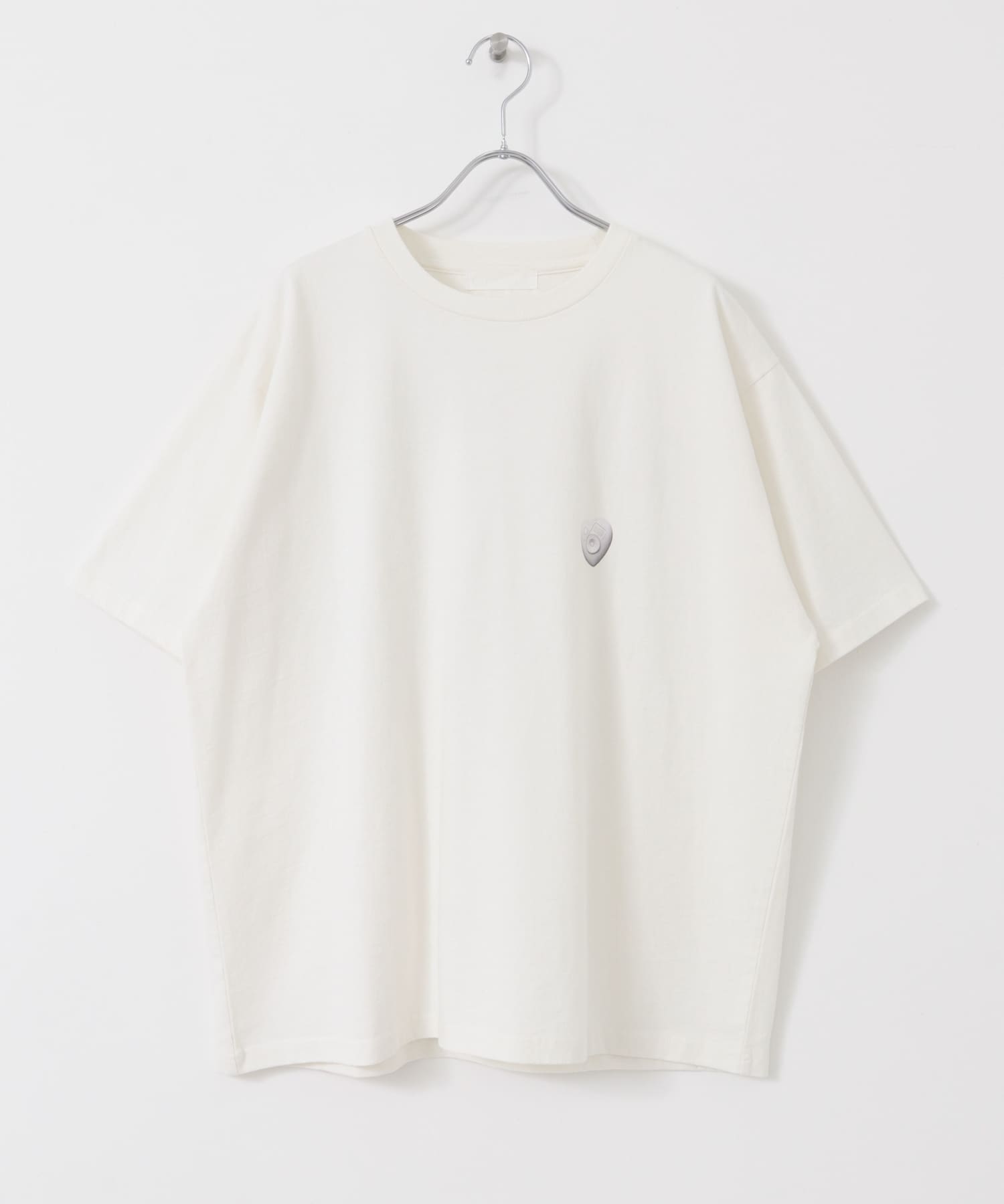OFF WHITE