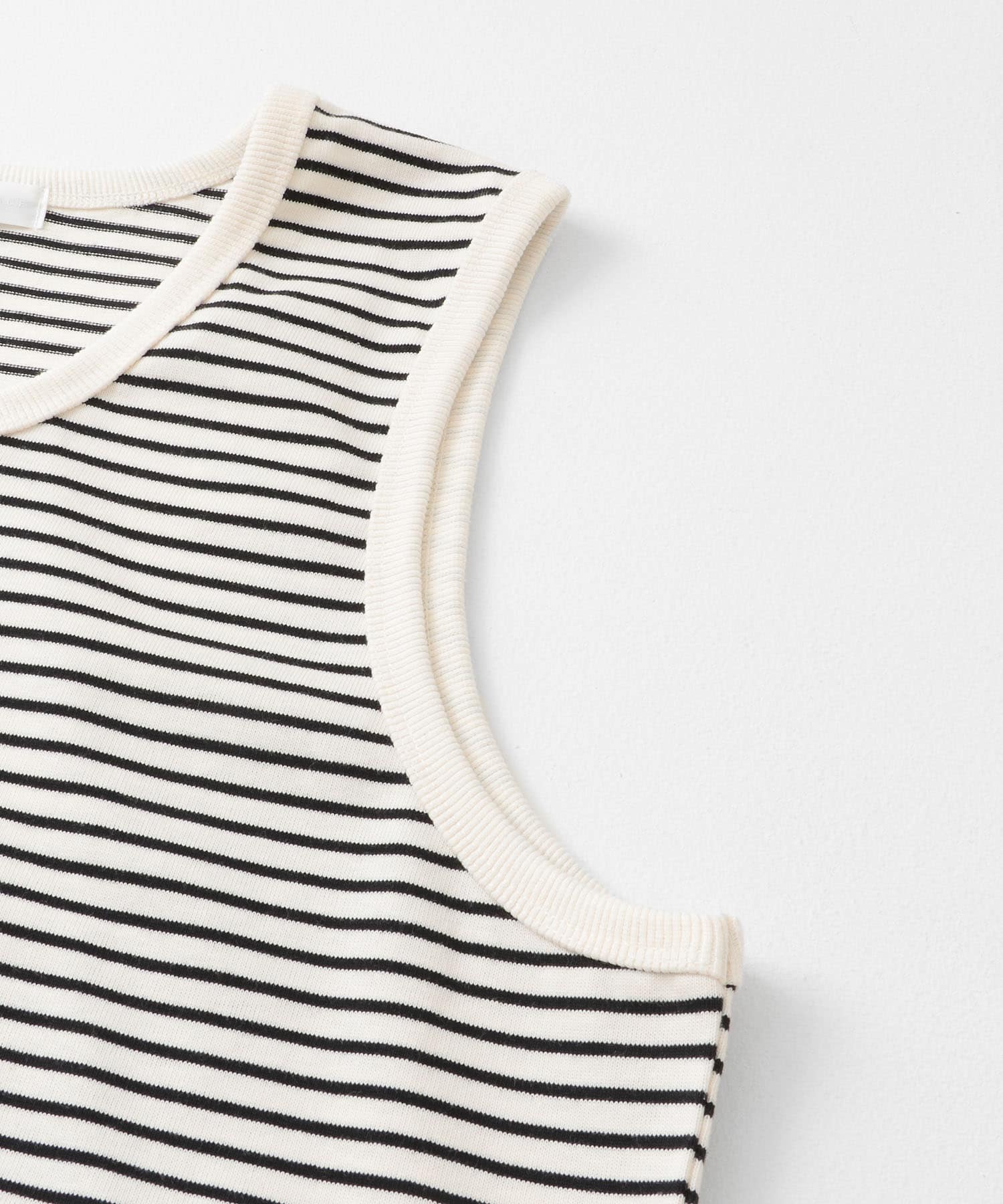 ボーダータンクトップ IVORY M