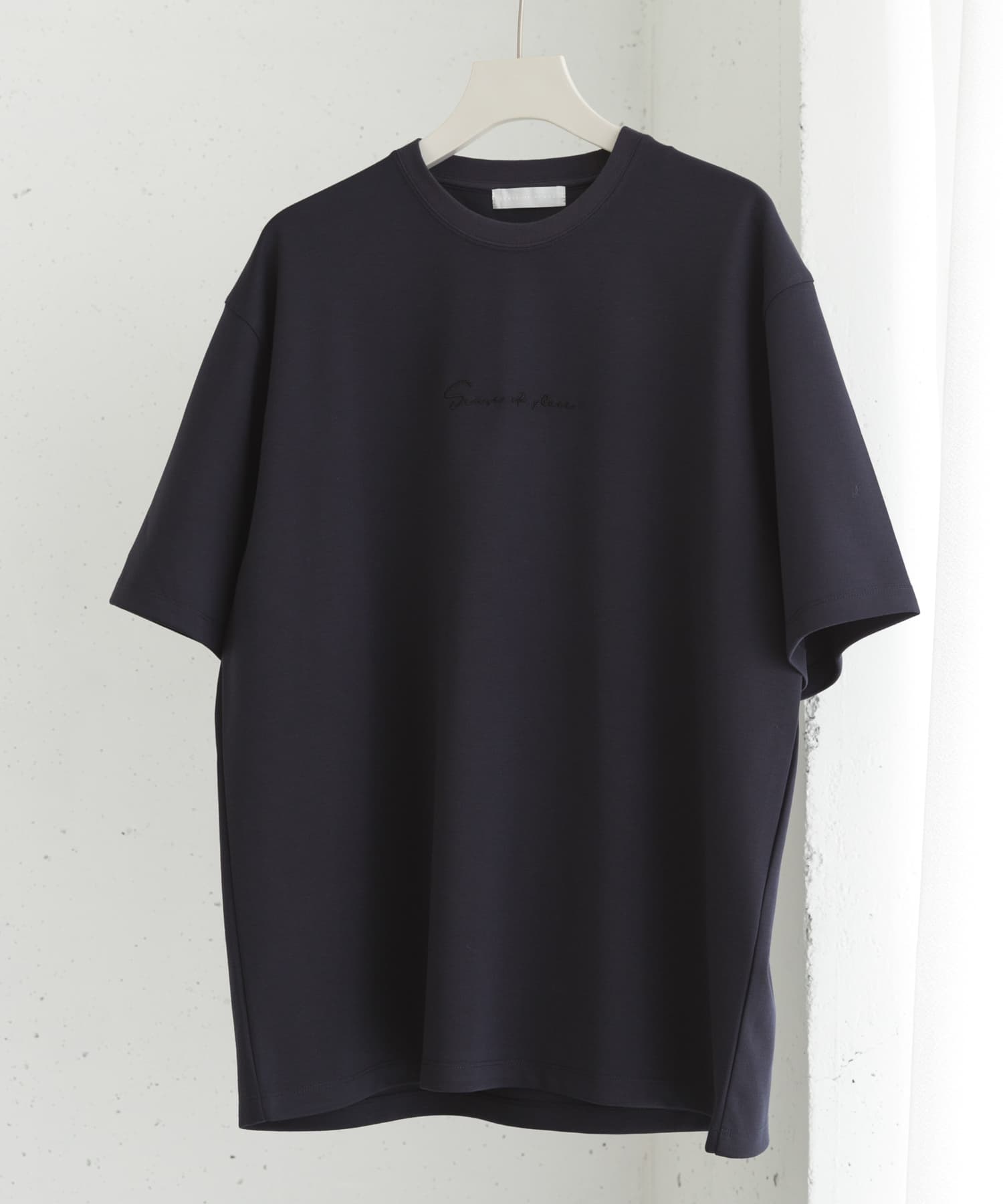 『ユニセックス』シシュウポンチショートスリーブTシャツ D.NVY×BLK L
