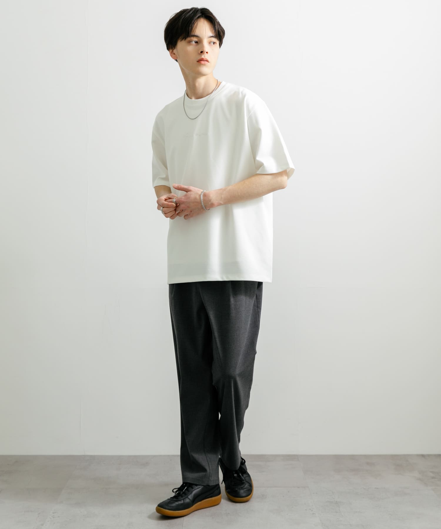 WHT×WHT