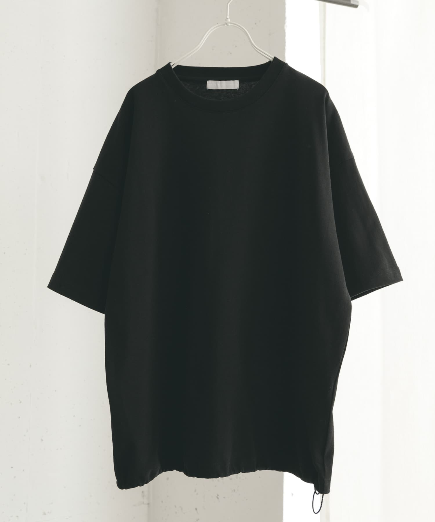 『ユニセックス』アソートドローコードショートスリーブTシャツ BLACK L