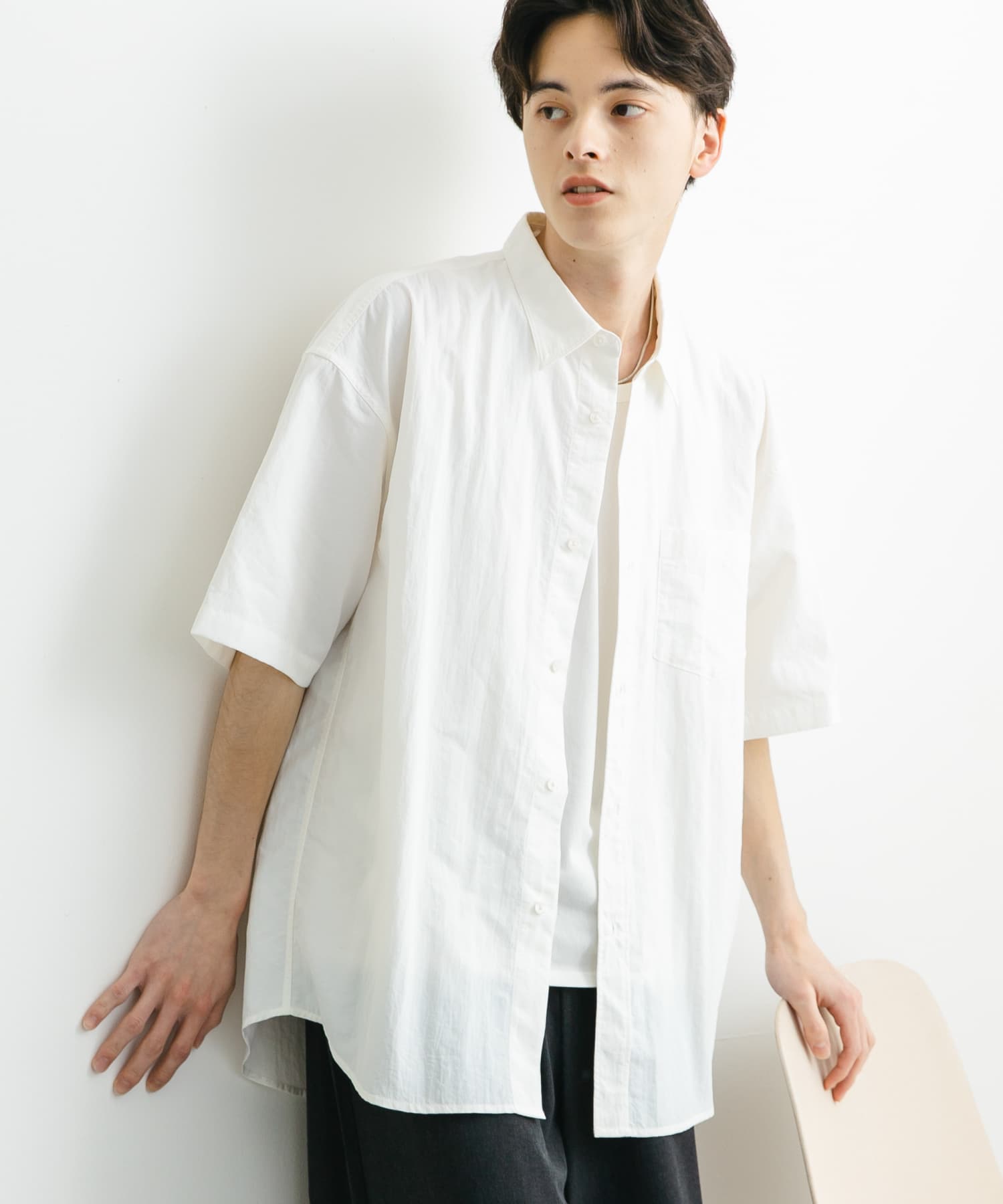 ナイロンレギュラーカラールーズショートスリーブシャツ