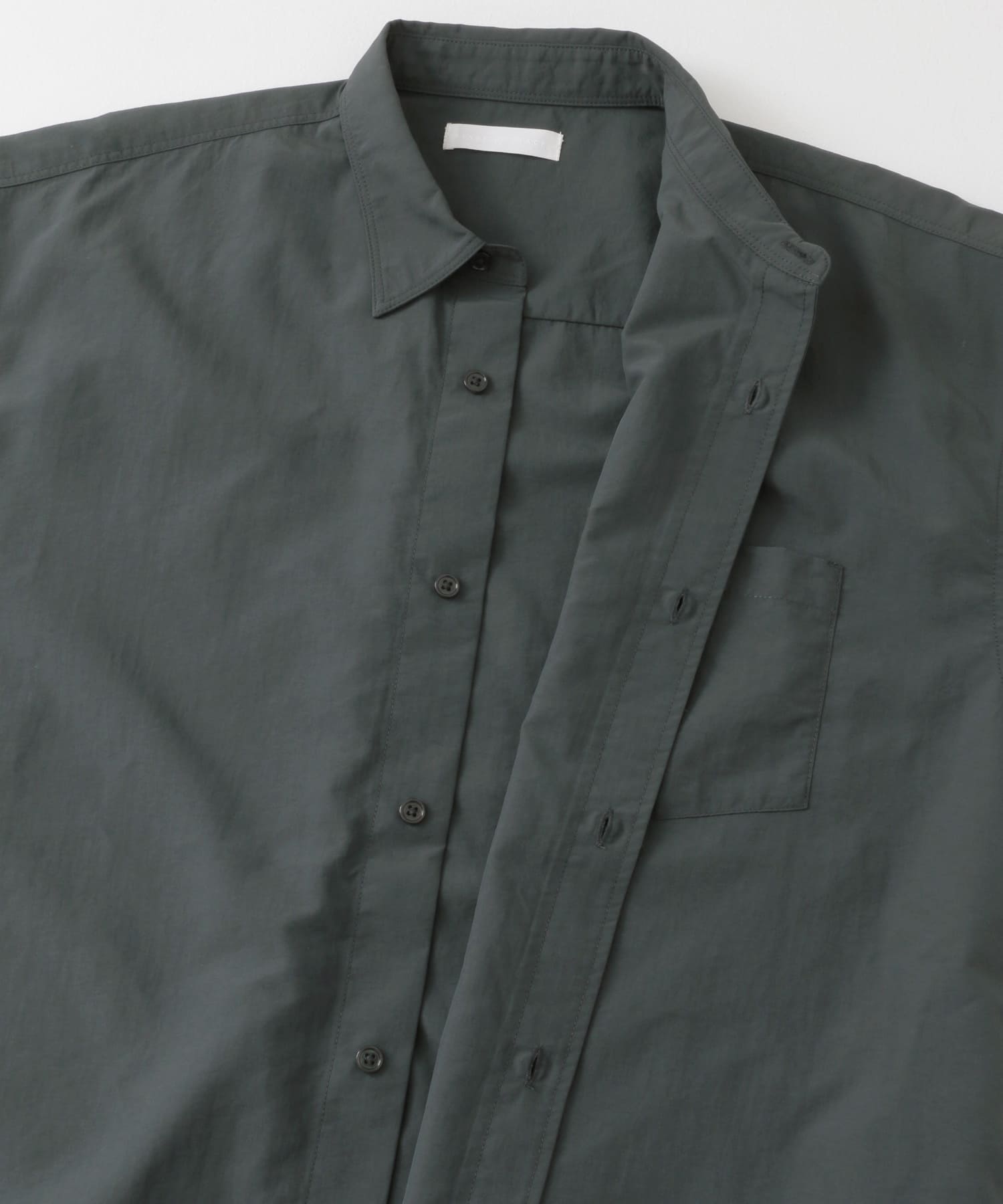 ナイロンレギュラーカラールーズショートスリーブシャツ GRAY M