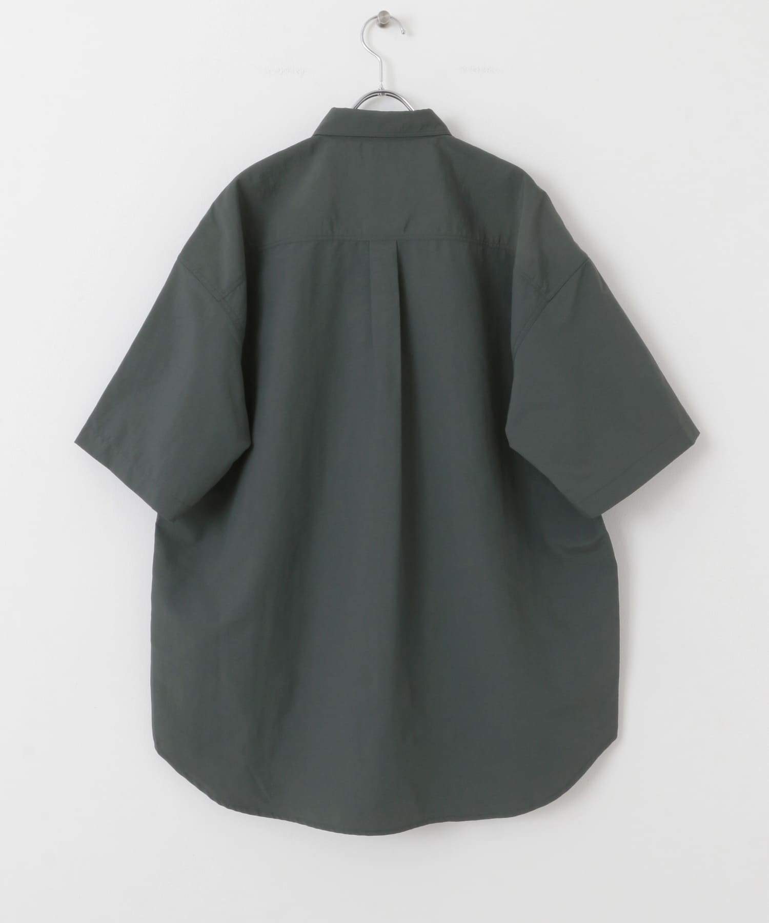 ナイロンレギュラーカラールーズショートスリーブシャツ GRAY M