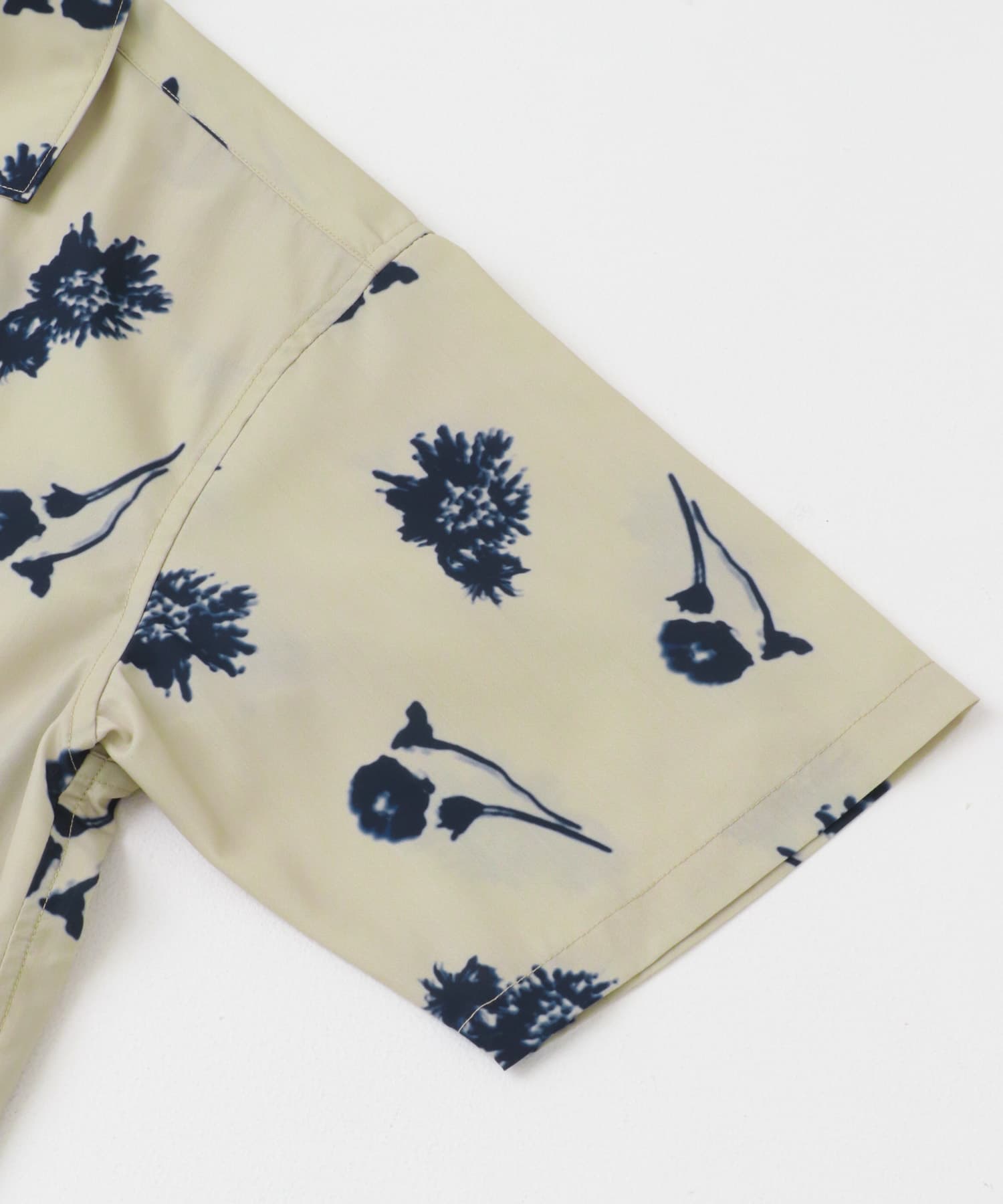 『ユニセックス』ボタニカルオープンカラーショートスリーブシャツ BEIGE M