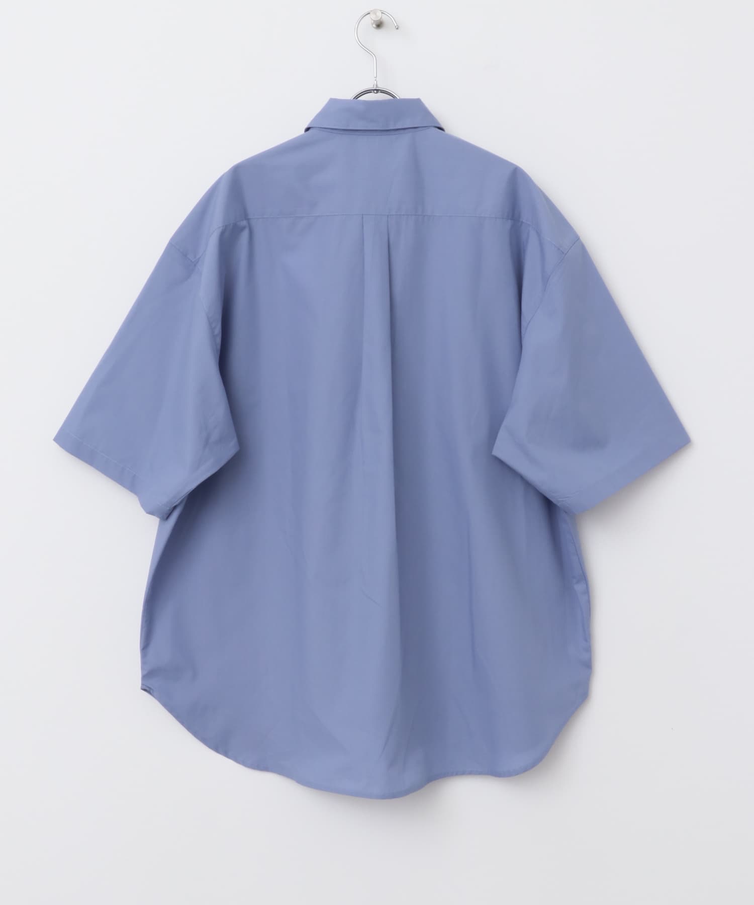 『ユニセックス』リラックスフィットレギュラーカラーショートスリーブシャツ BLUE M