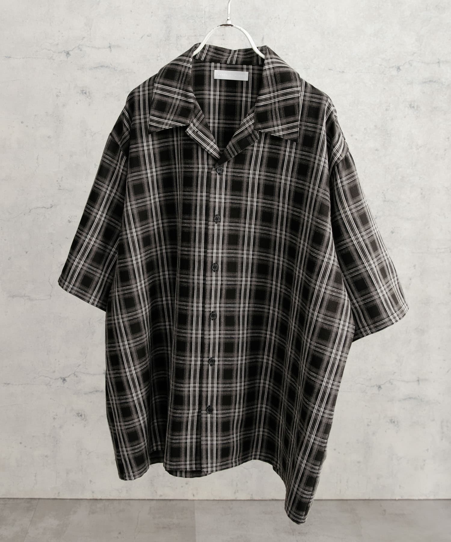 『ユニセックス』オンブレーチェックショートスリーブシャツ BLACK M