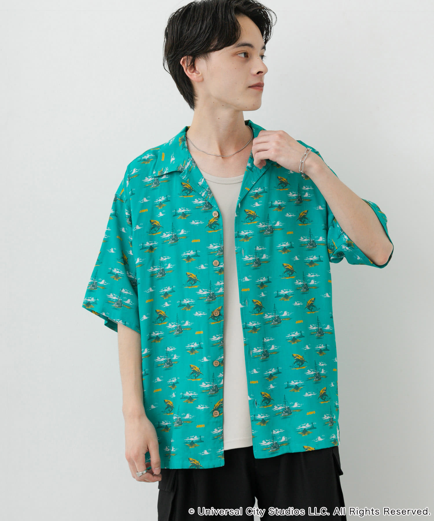 GREEN