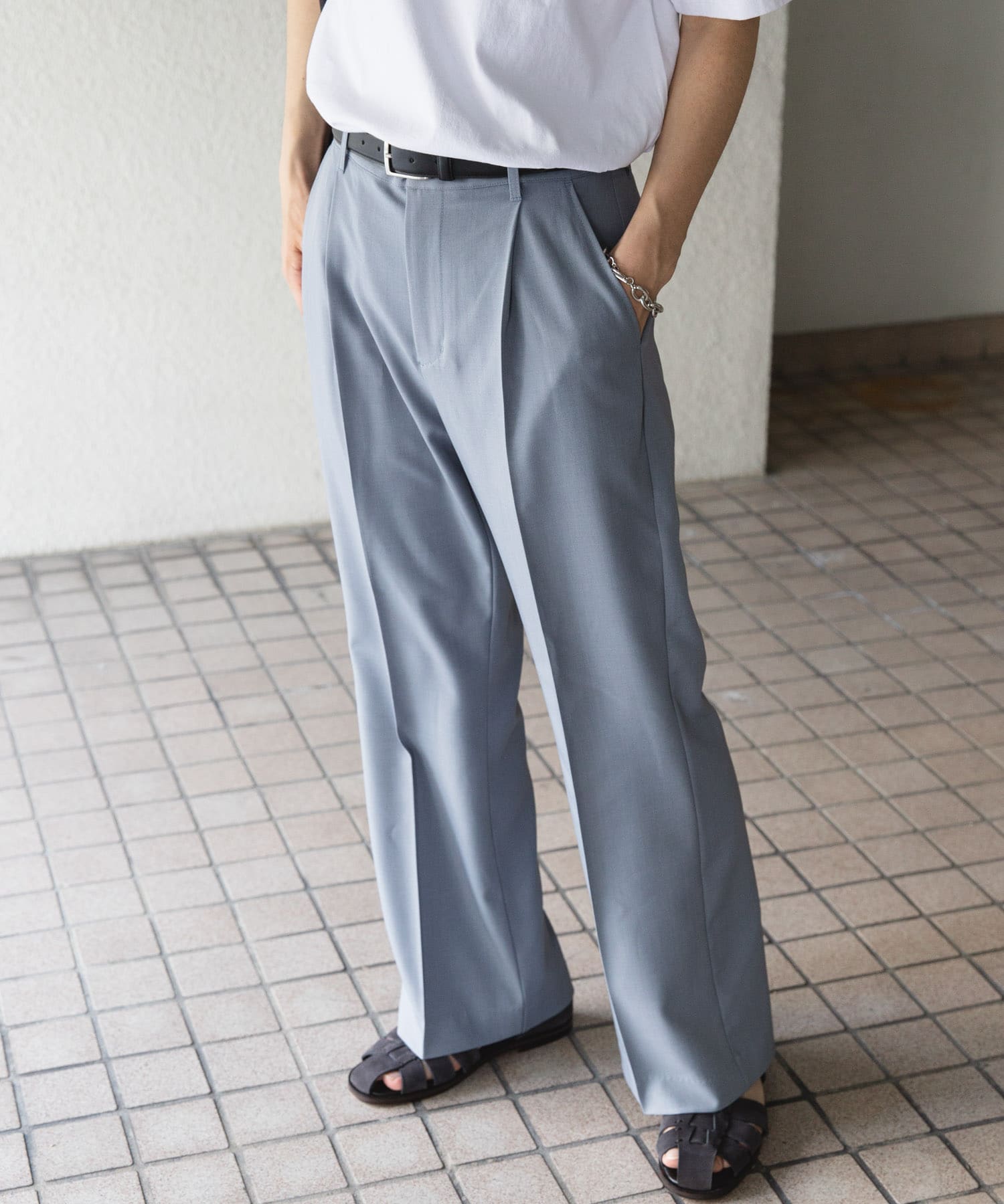 ドレープフレアスラックス