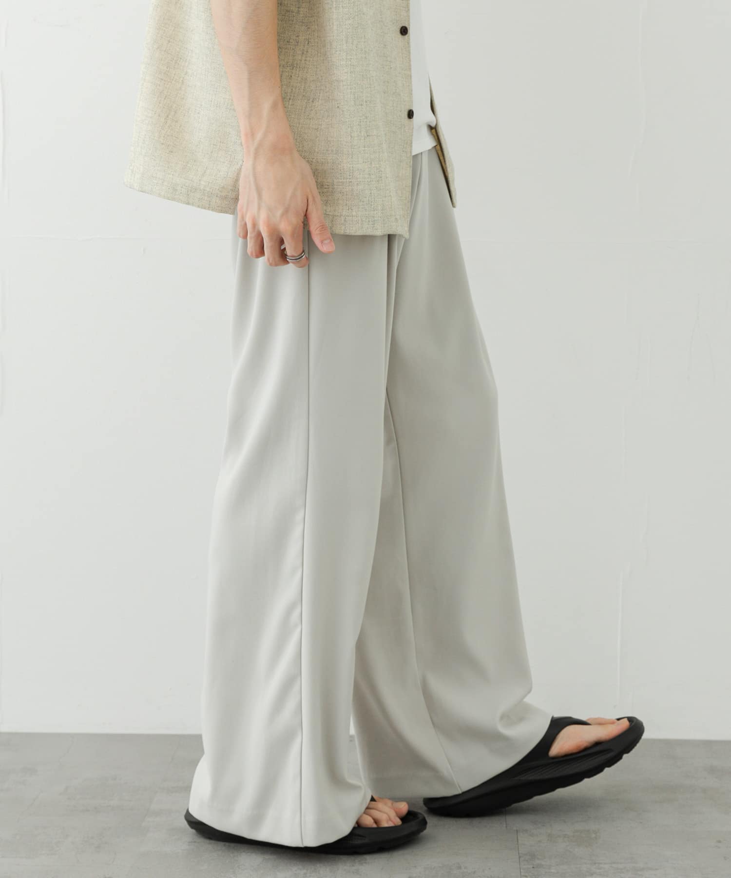 2タックフレアワイドスラックス