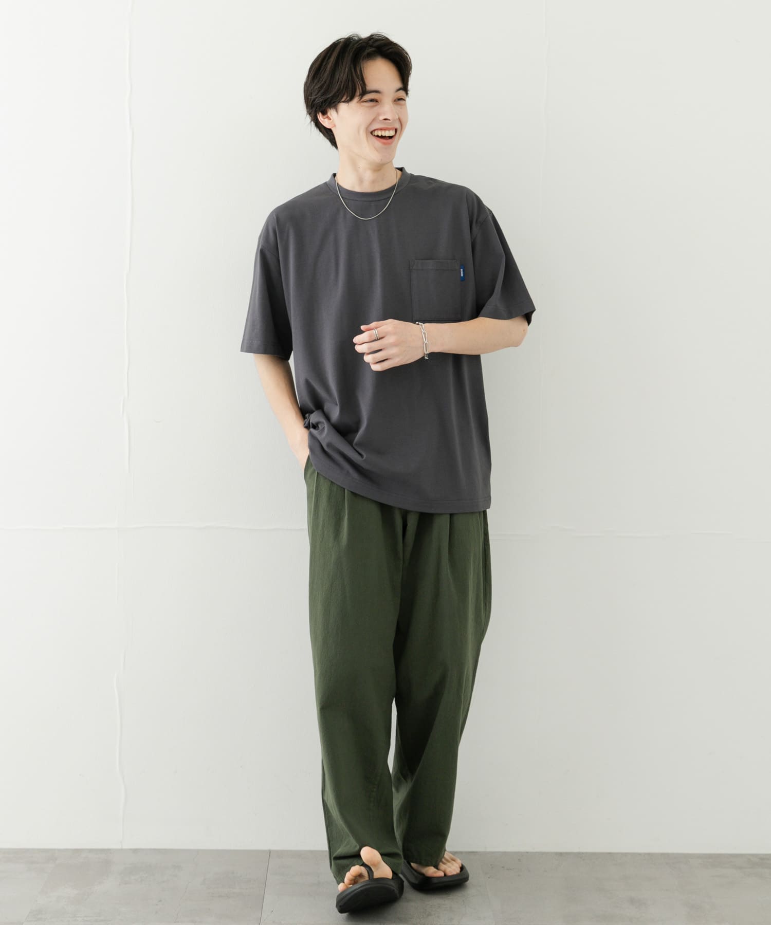 GREEN