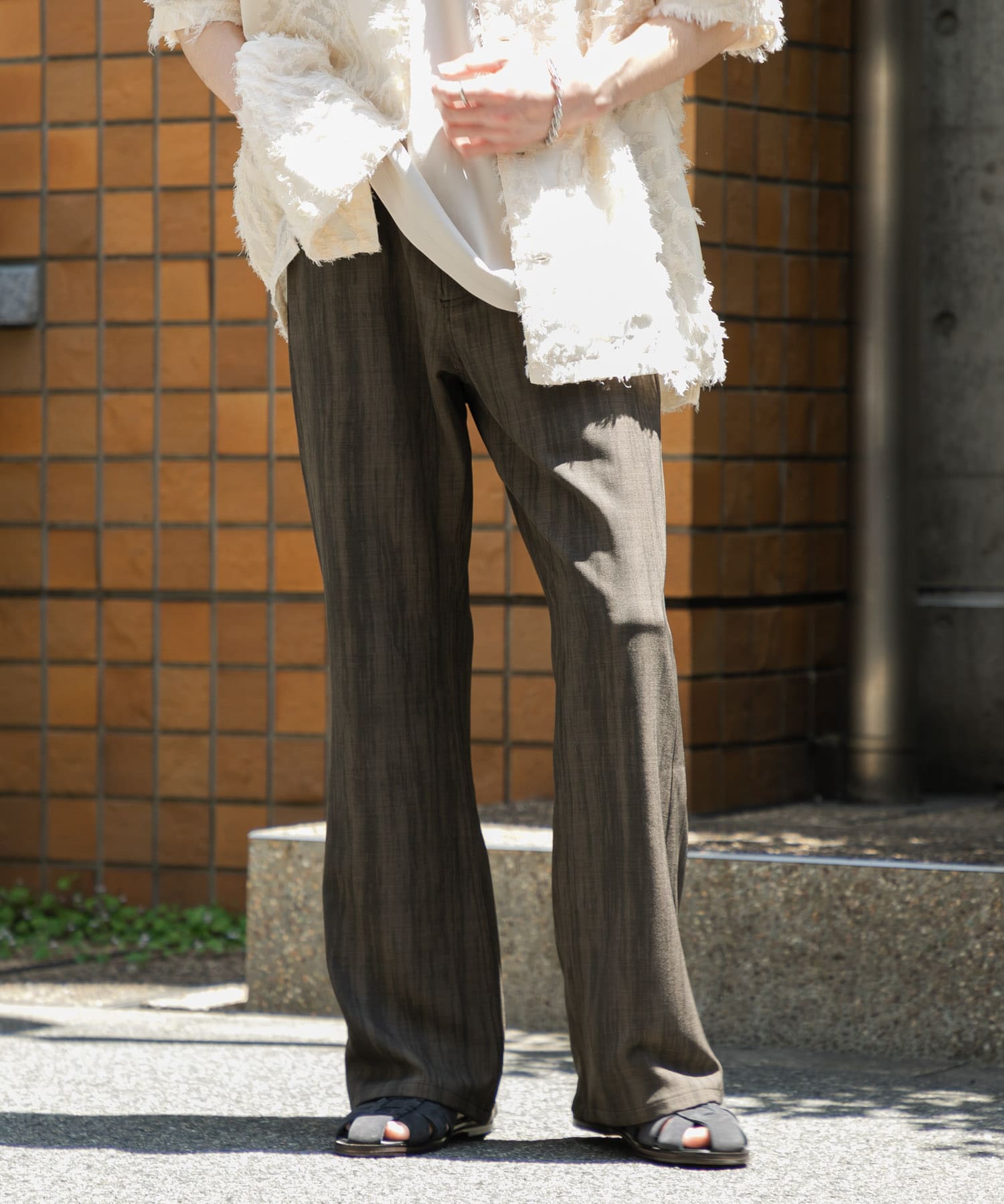 シャドースラブフレアパンツ