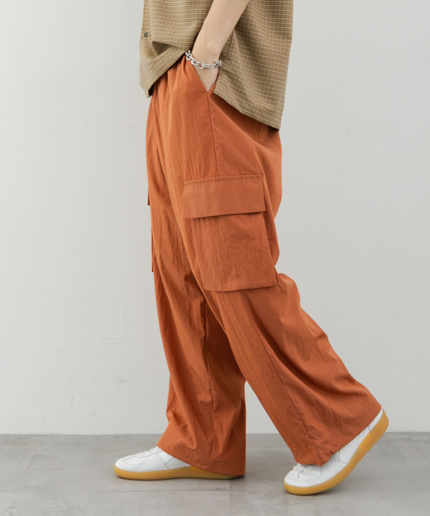 ユーティリティワイドカーゴパンツ(M ORANGE): ボトム｜URBAN RESEARCH