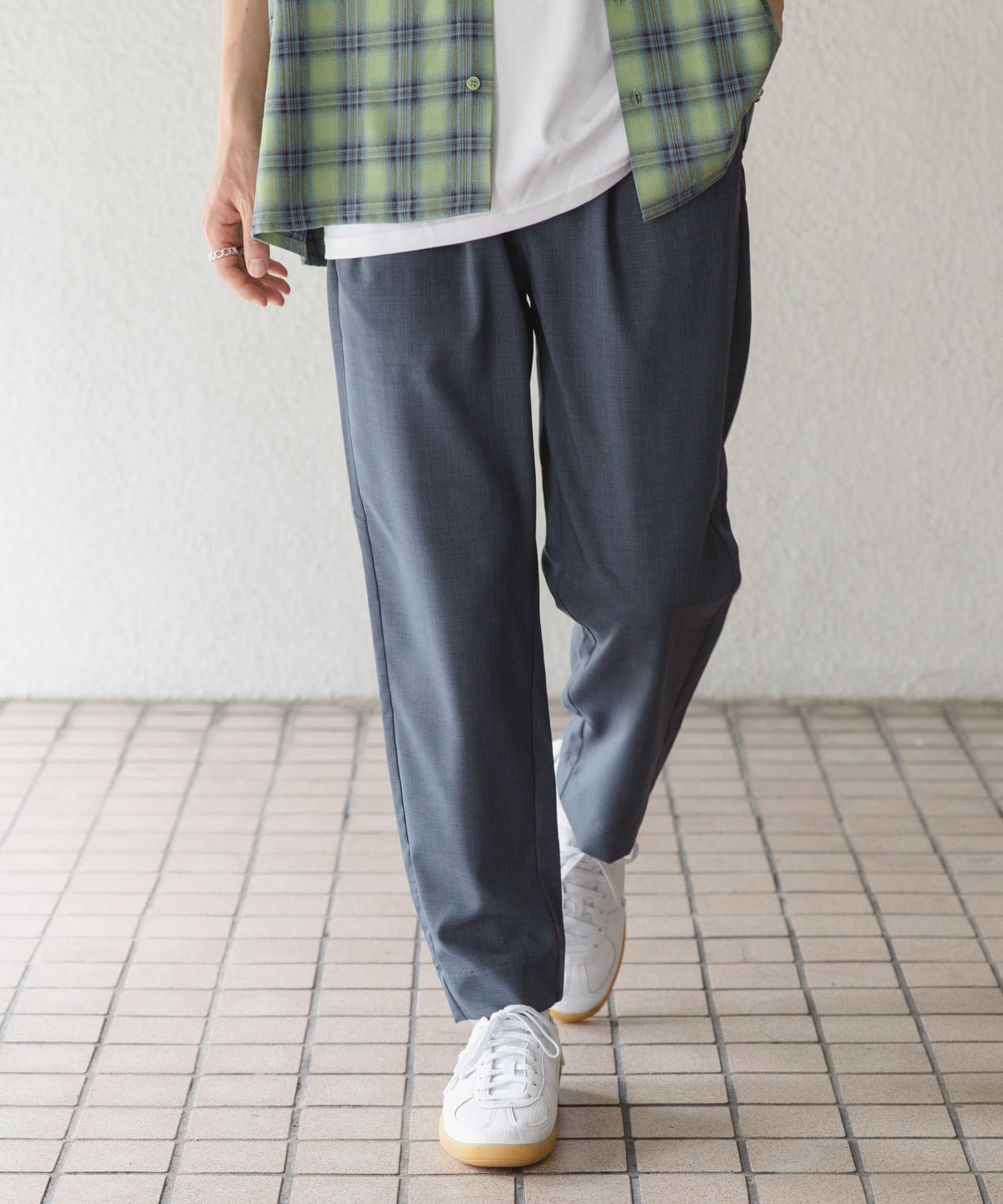 『速乾』クイックドライタックテーパードパンツ