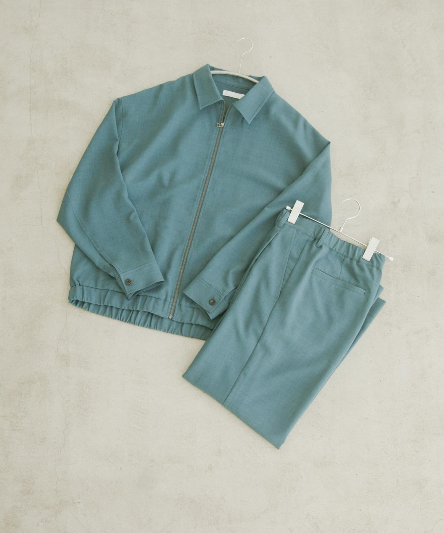 『UR TECH DRYLUXE』 リネンライクワイドパンツ GREEN M