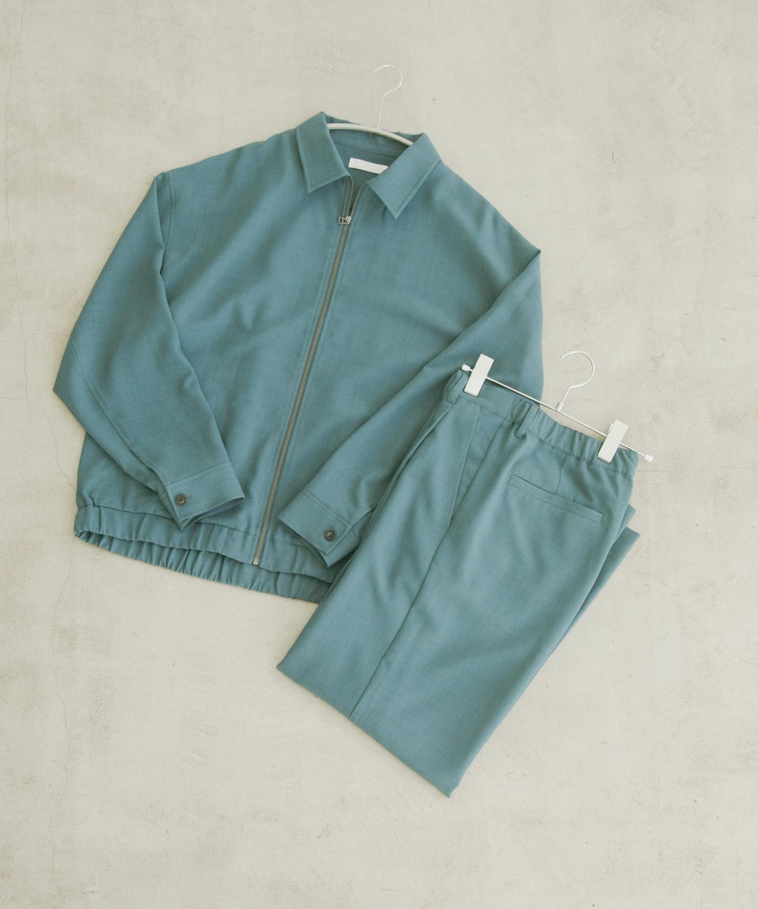 『UR TECH DRYLUXE』リネンライクジップブルゾン GREEN L