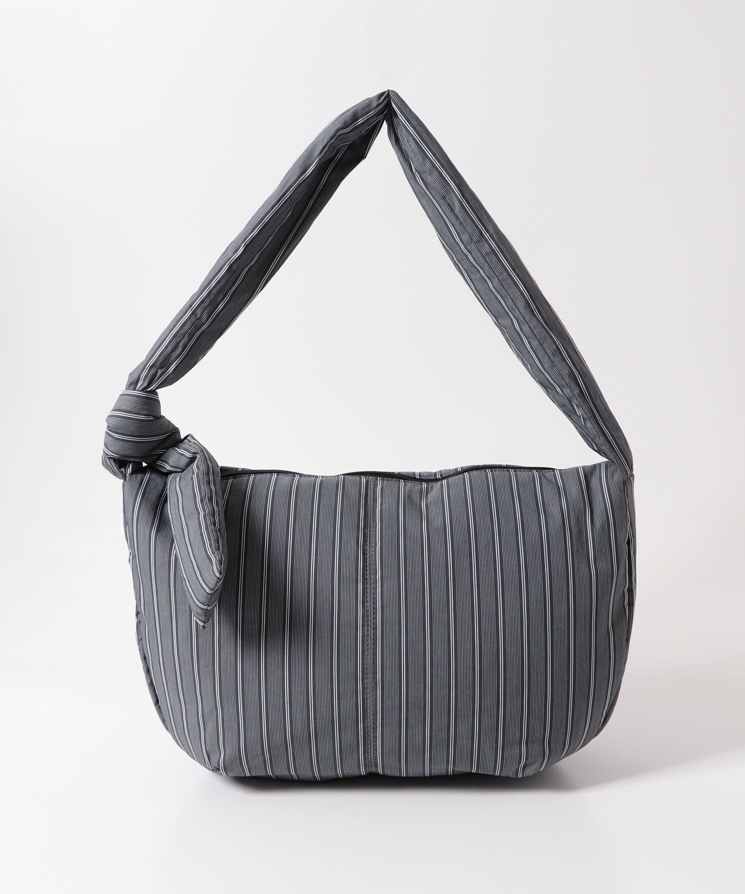 ストライプビッグショルダーバッグ BLACK one