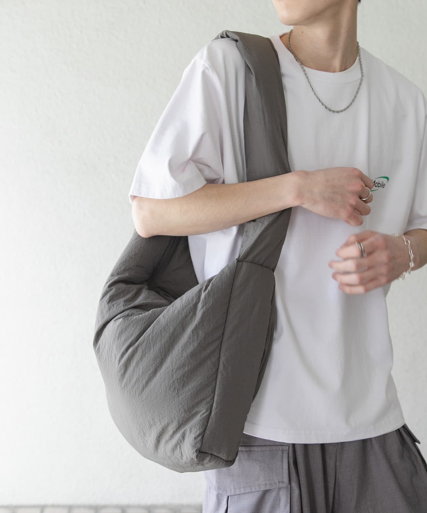 ナイロンパデットビックショルダー CHARCOAL one