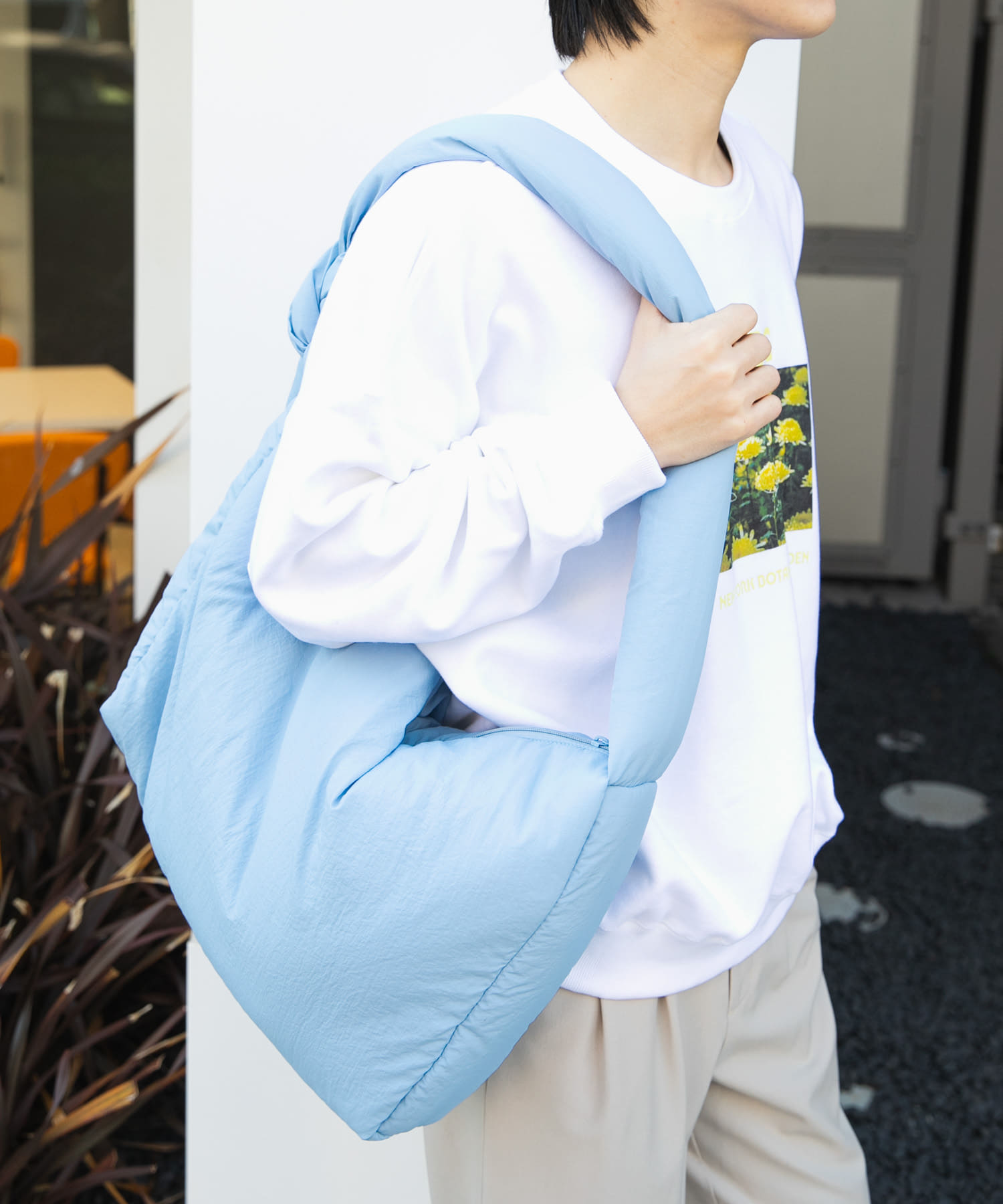 ナイロンパデットビックショルダー L.BLUE one