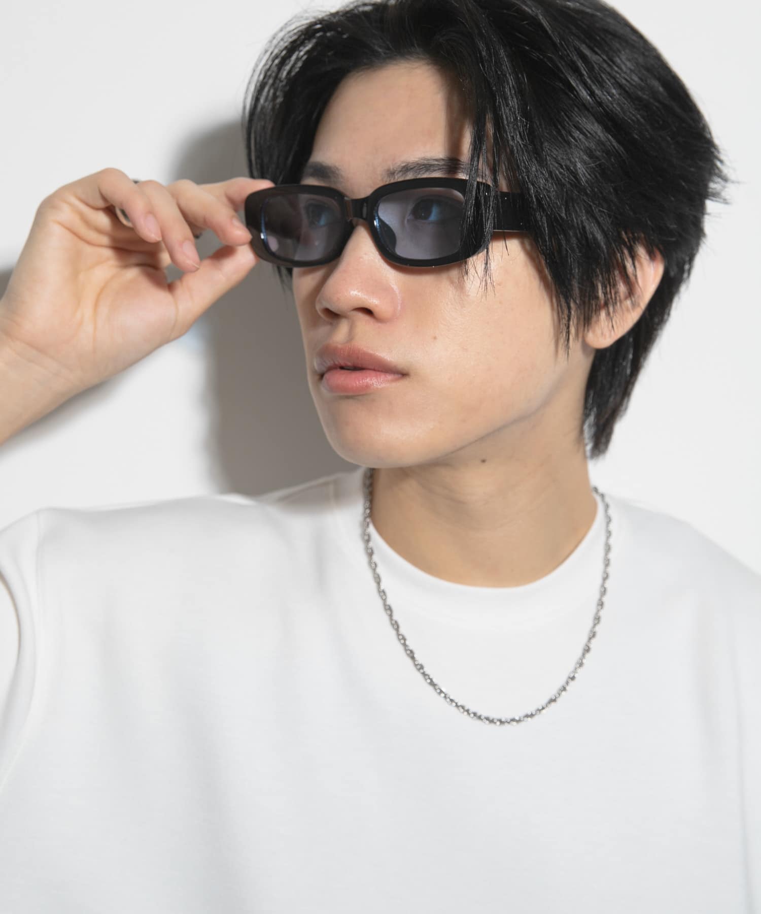 スクエアサングラス BLK×BLU one