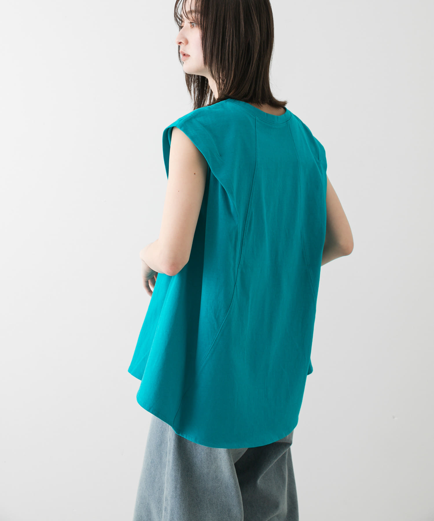 TURQUOISE