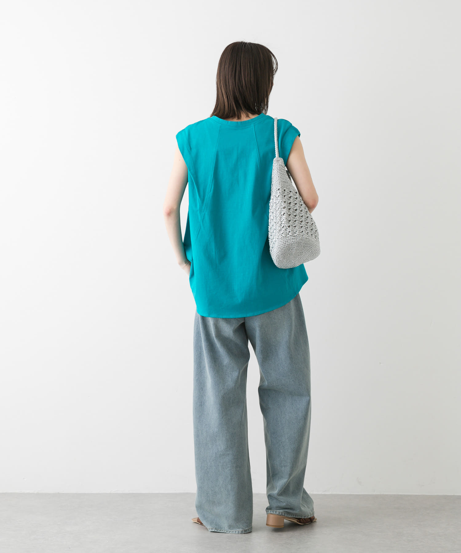 TURQUOISE