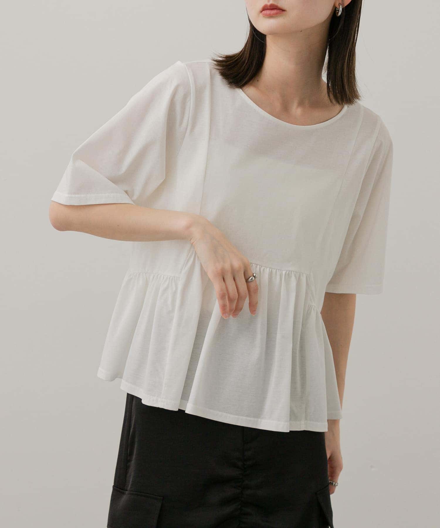 身長：169cm サイズ：one