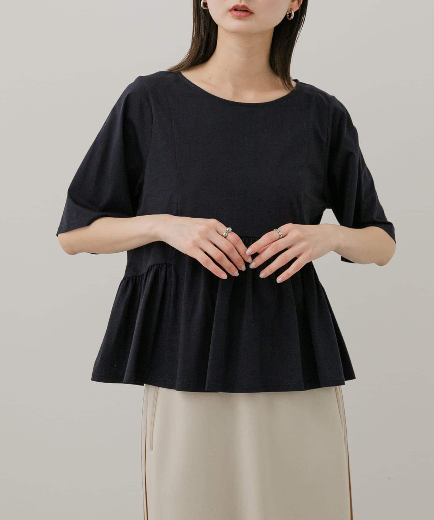 身長：169cm サイズ：one