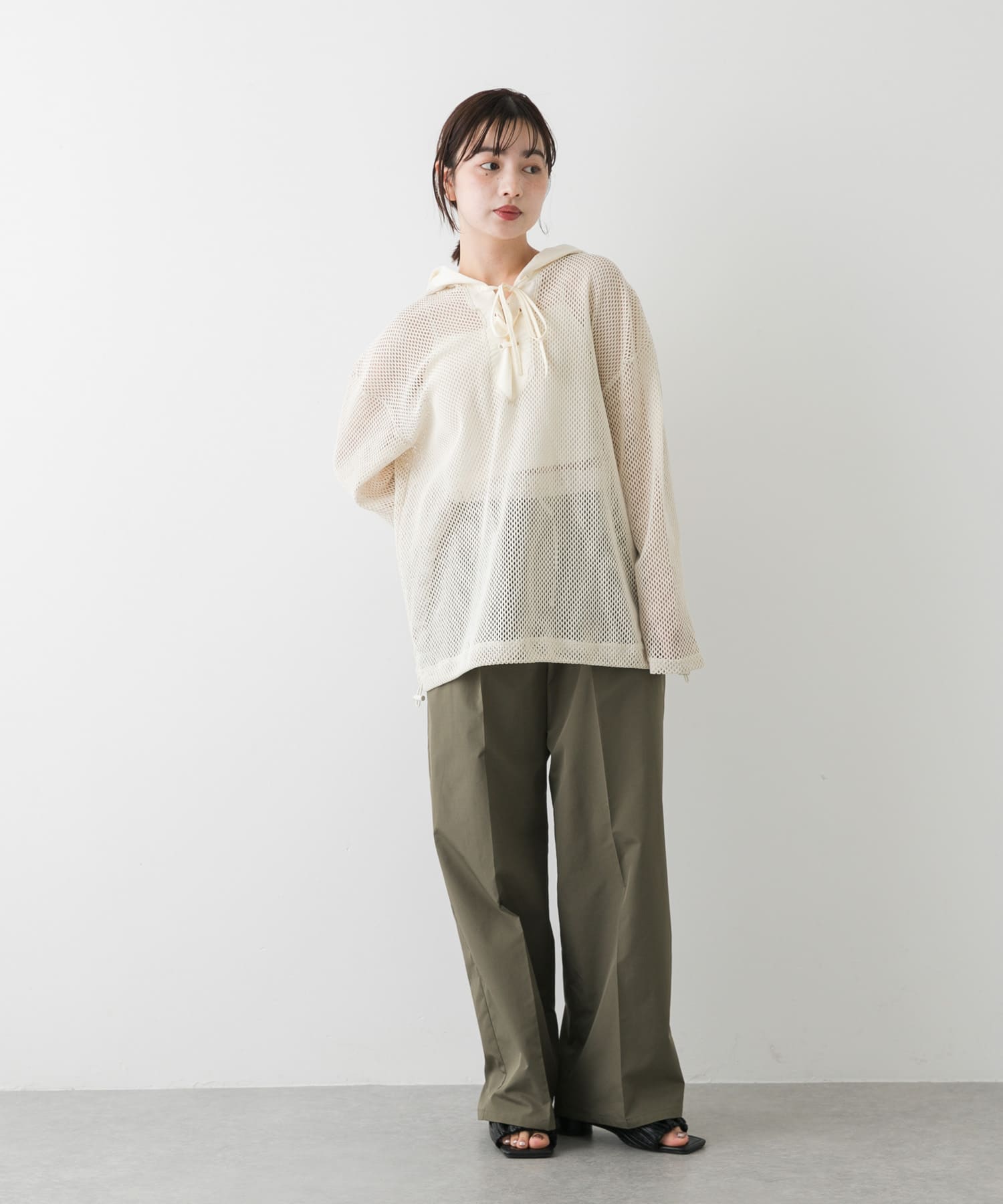 フーデットメッシュトップ IVORY one