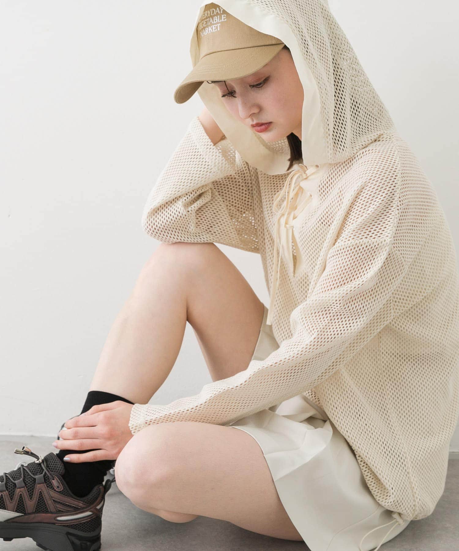 フーデットメッシュトップ IVORY one