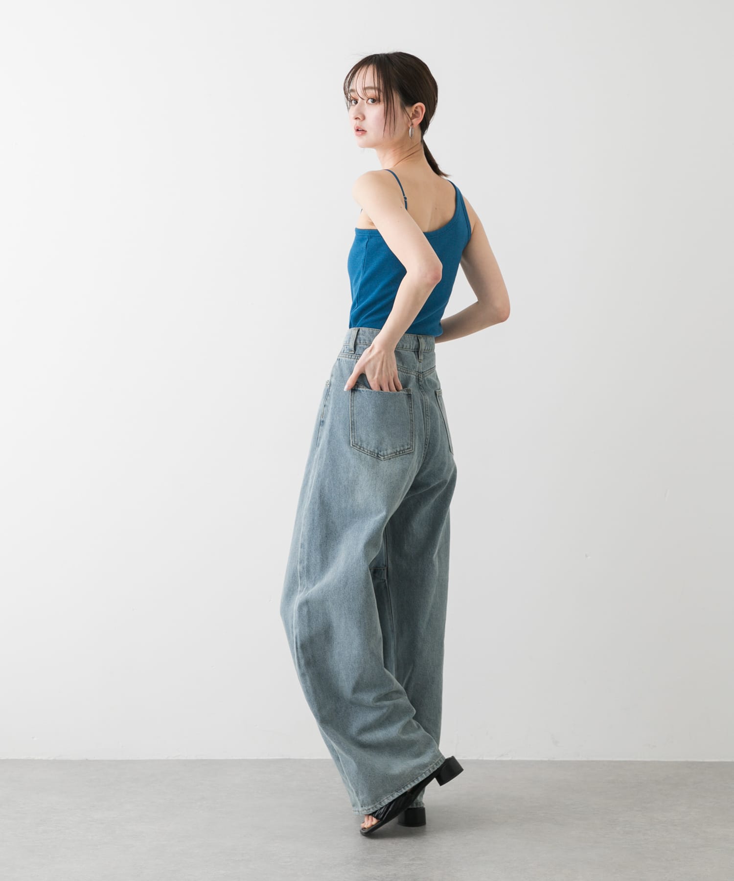 身長：169cm サイズ：one