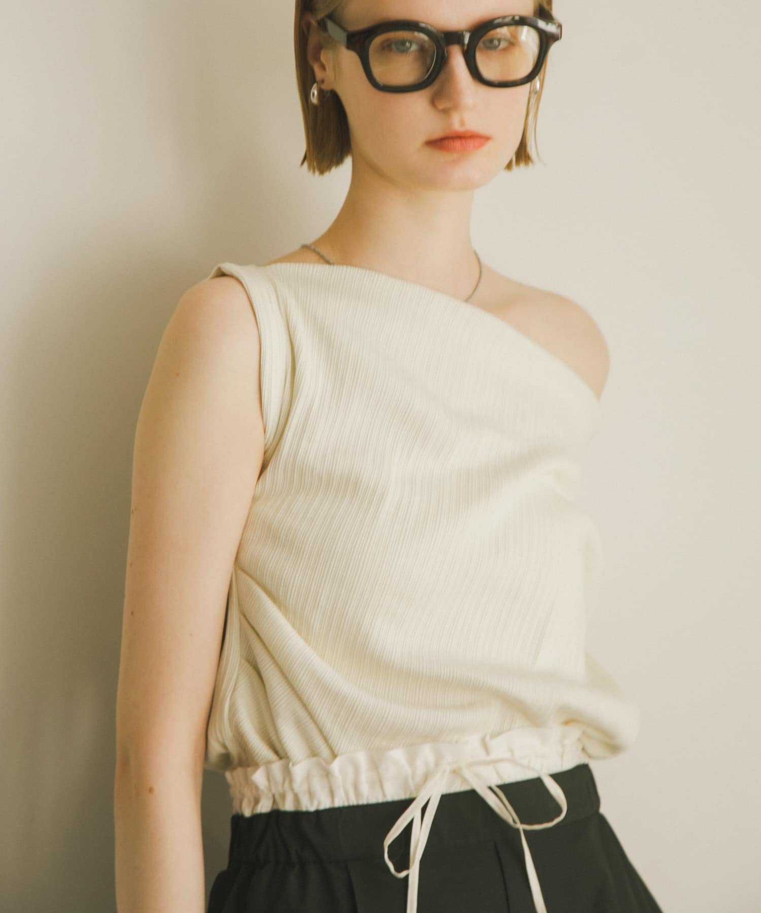 ランダムリブワンショルダーカットトップ