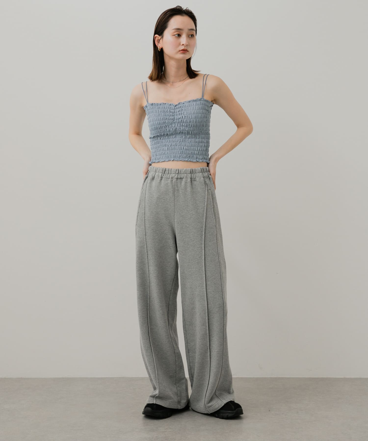 身長：169cm サイズ：one