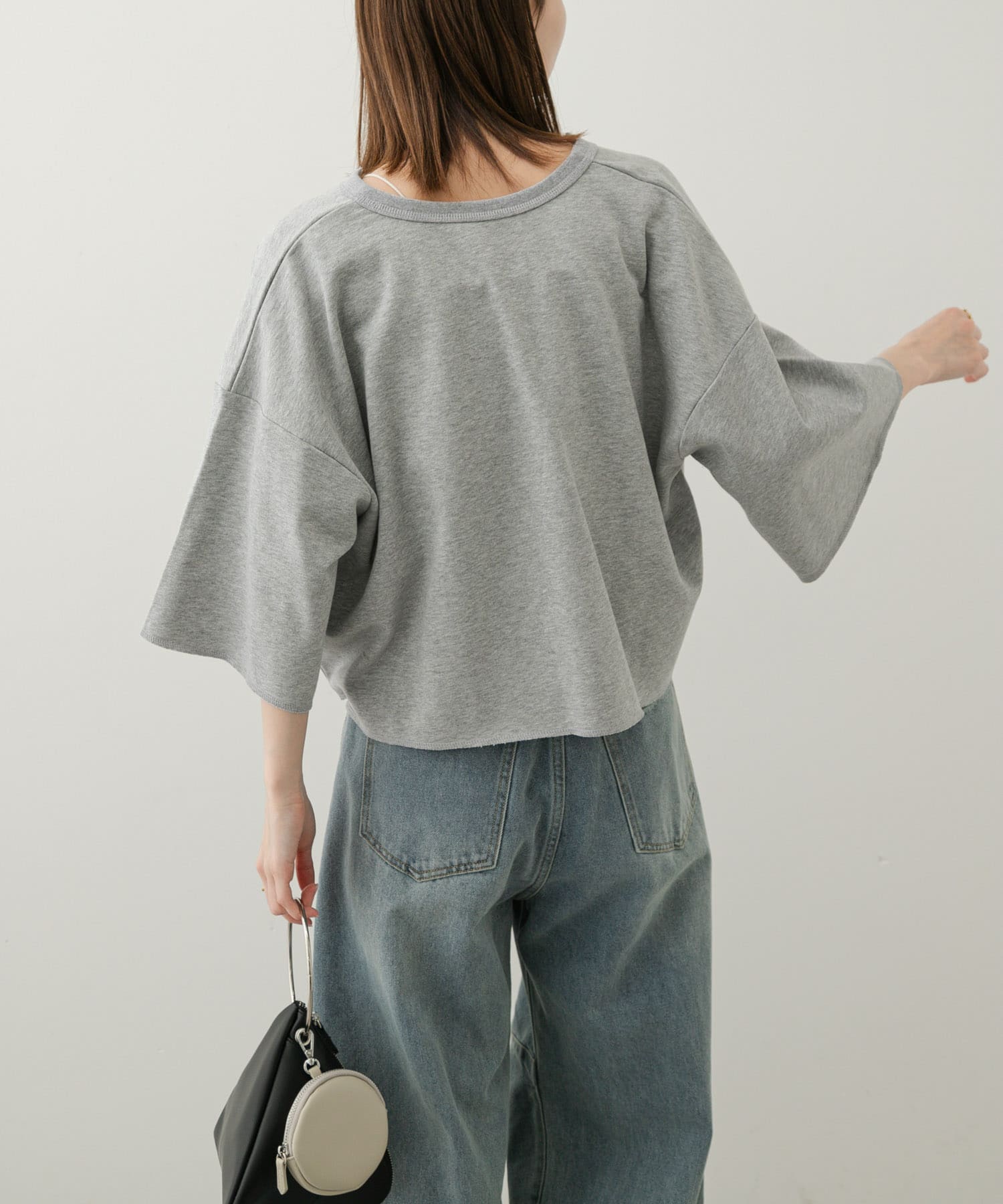 身長：169cm サイズ：one
