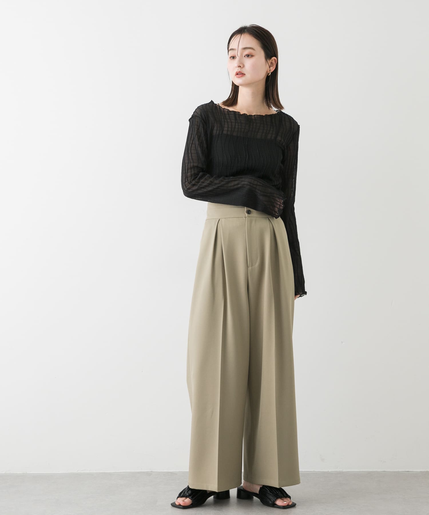 身長：169cm サイズ：one