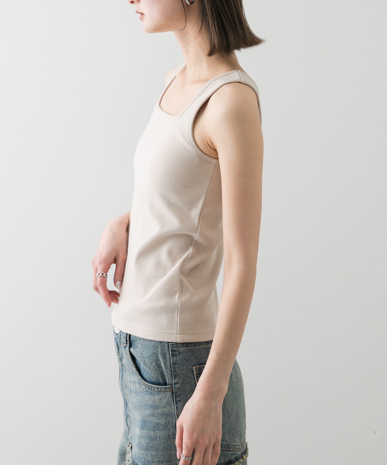 身長：169cm サイズ：one