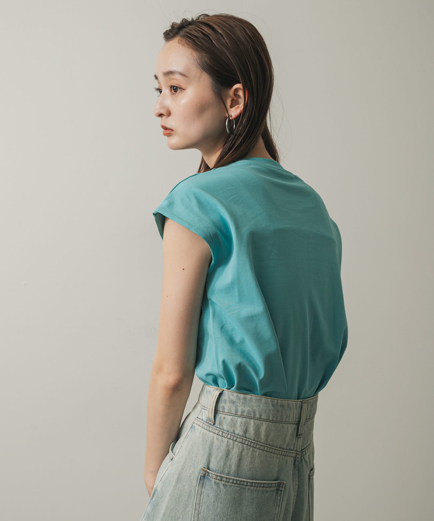 身長：169cm サイズ：one