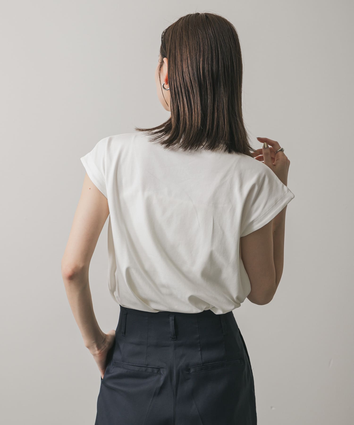 身長：169cm サイズ：one