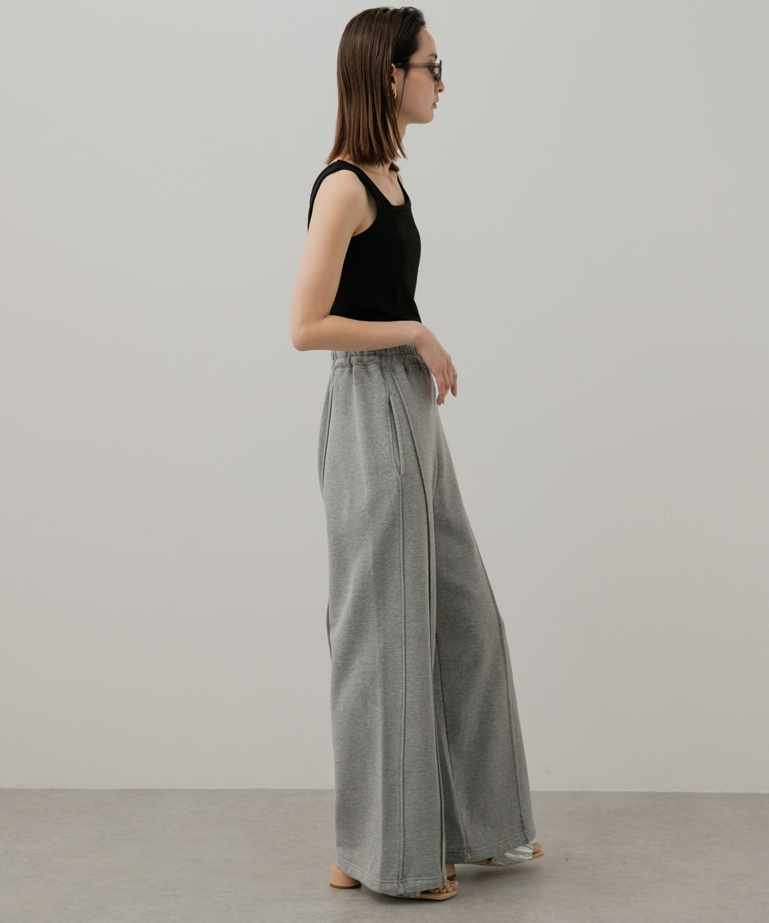 身長：169cm サイズ：one