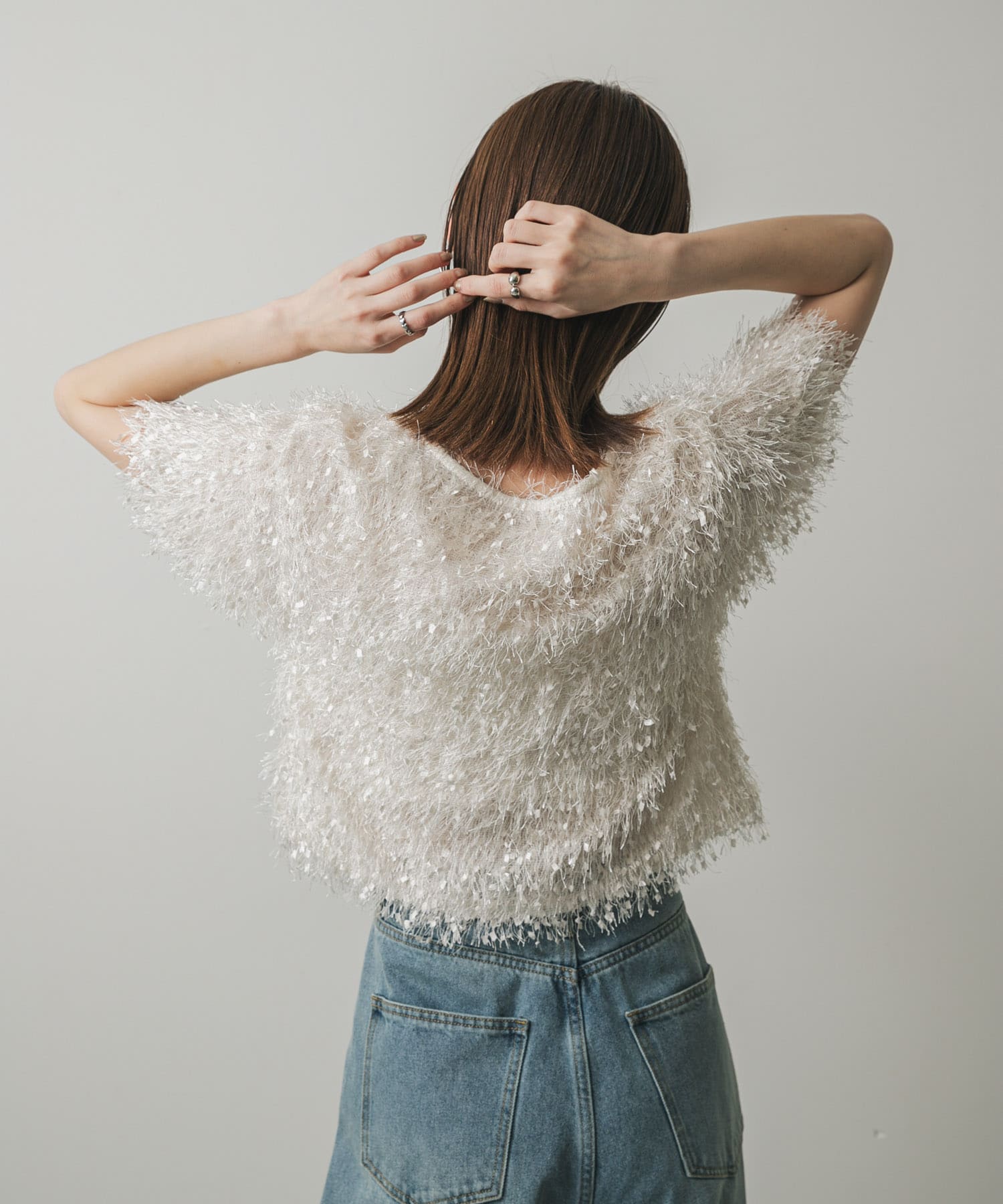 OFF WHITE