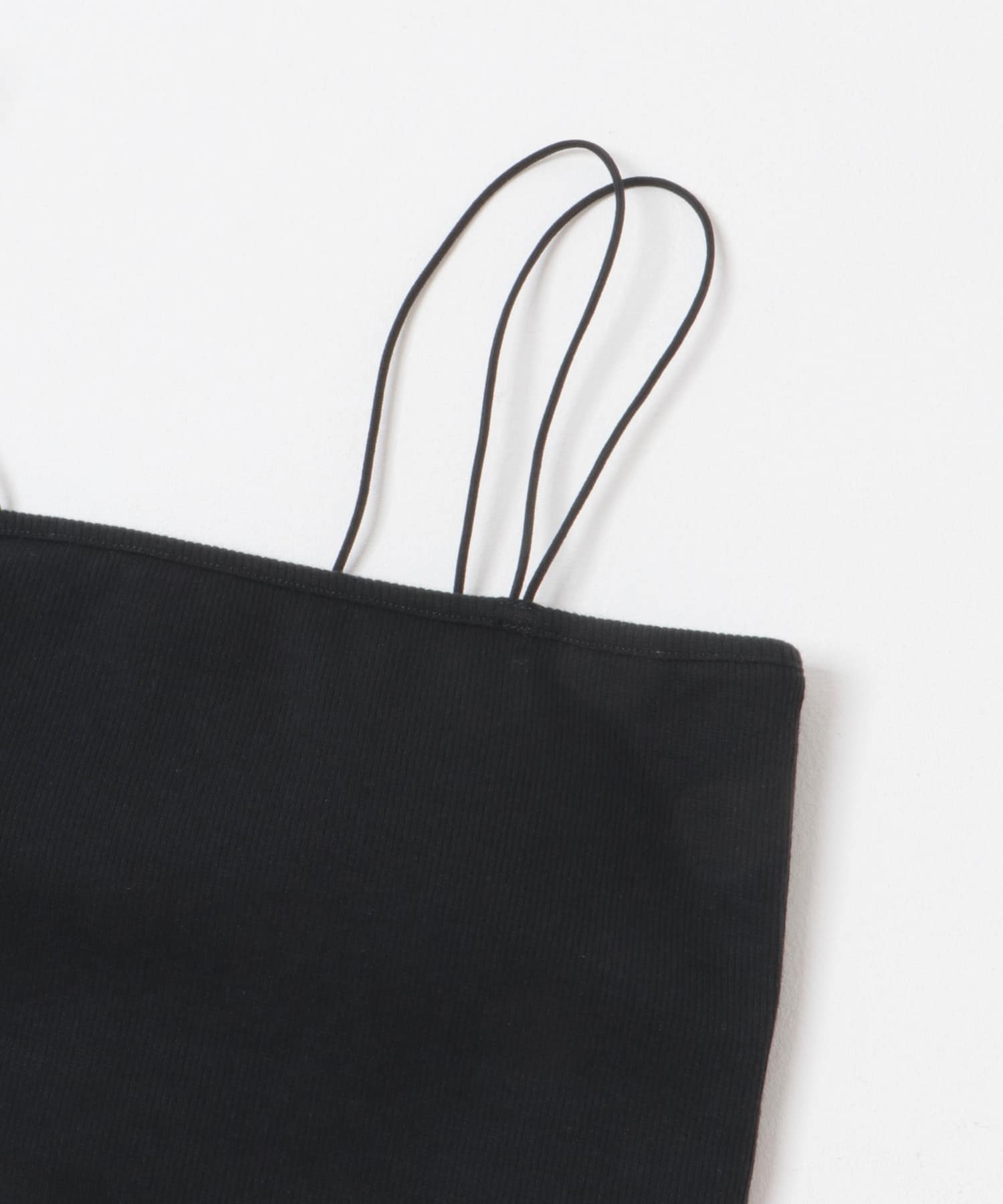 クロップドカップツキキャミソール BLACK one