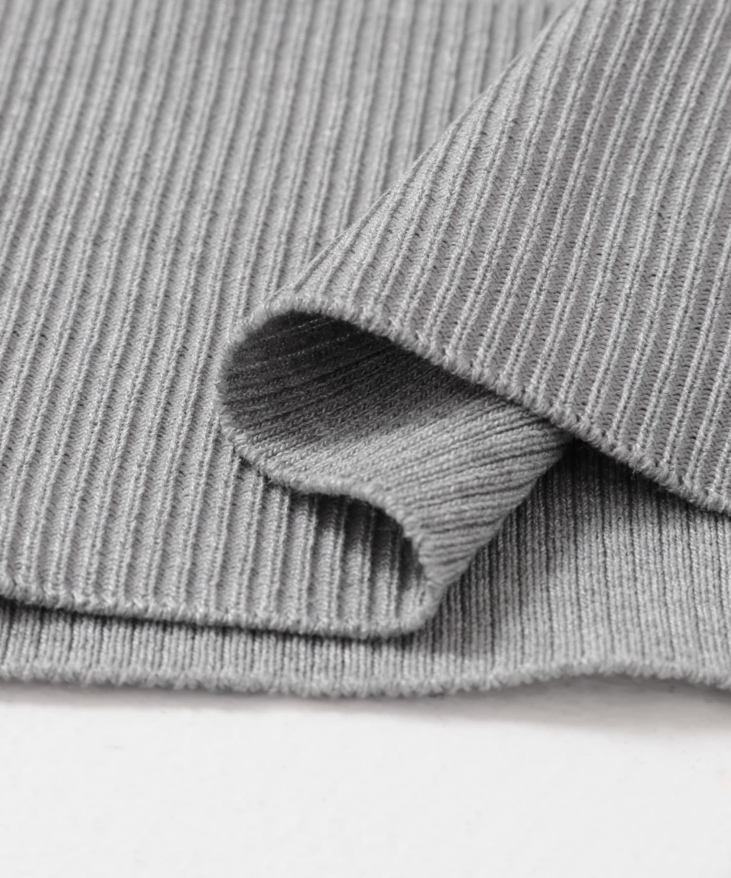 エリツキフロントZIPセーター GRAY one