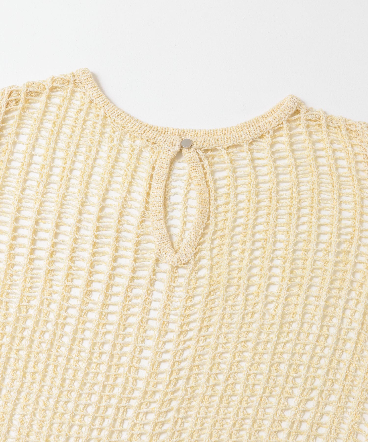 キーネックメッシュニット IVORY one
