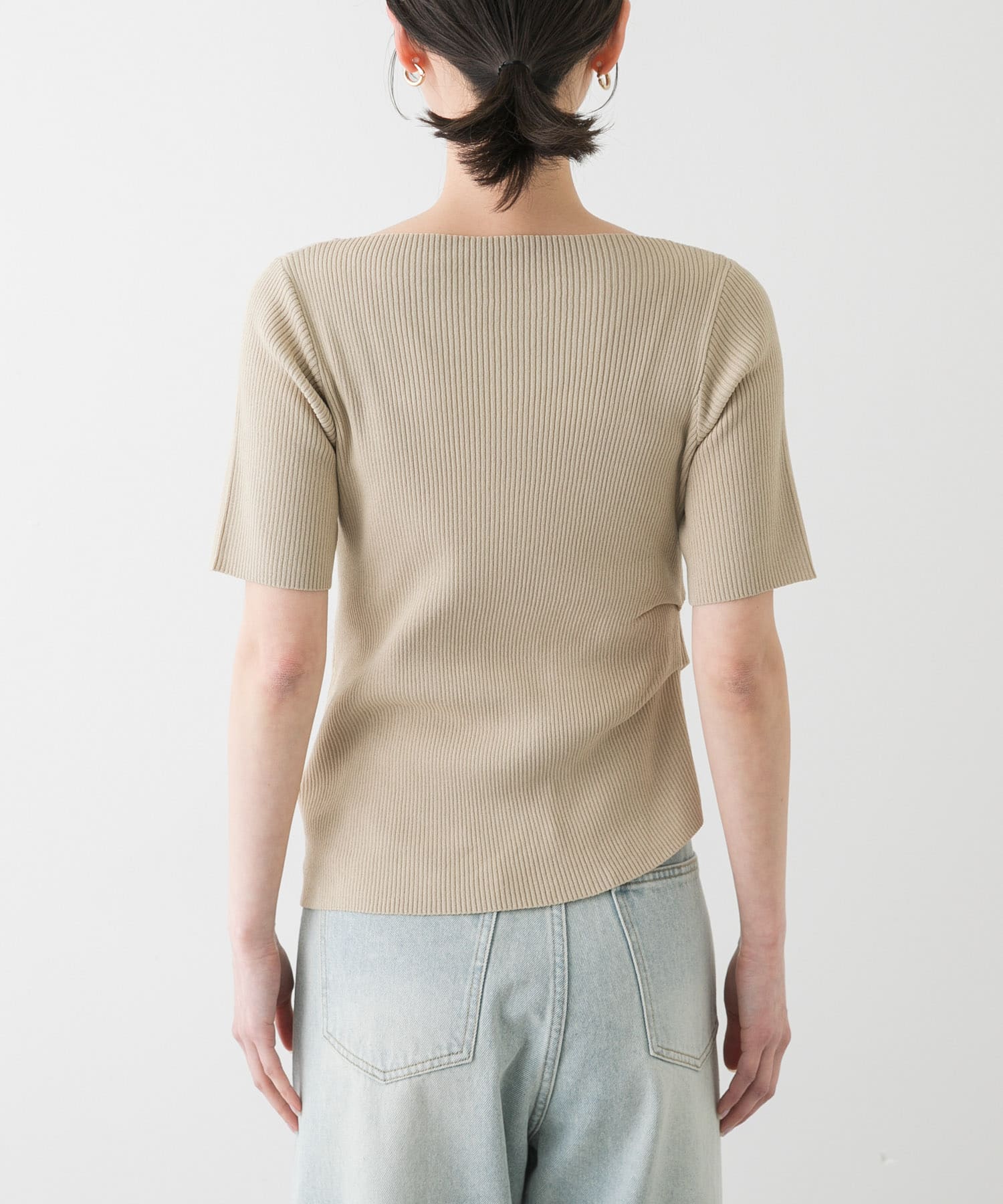 身長：169cm サイズ：one