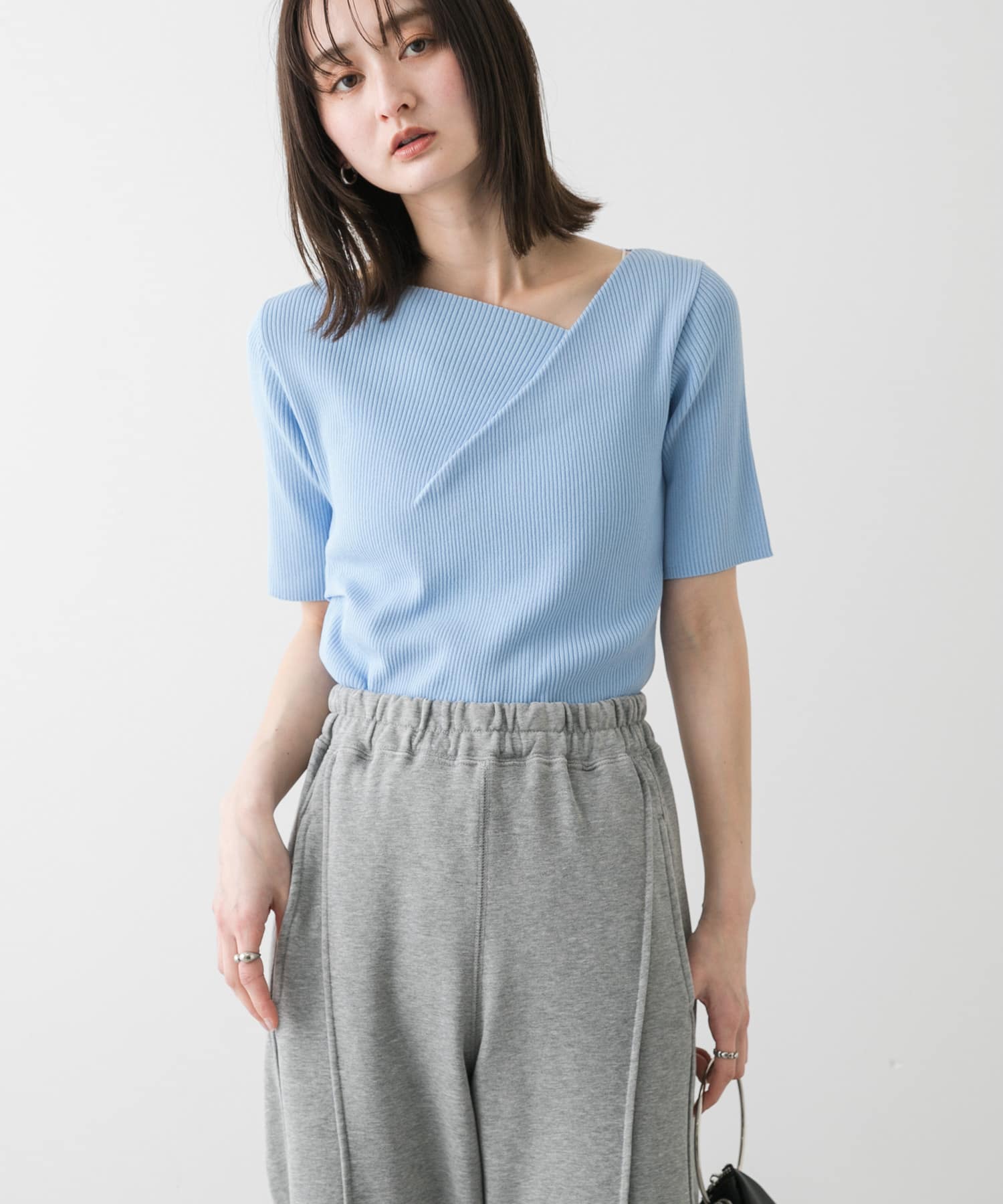 身長：169cm サイズ：one