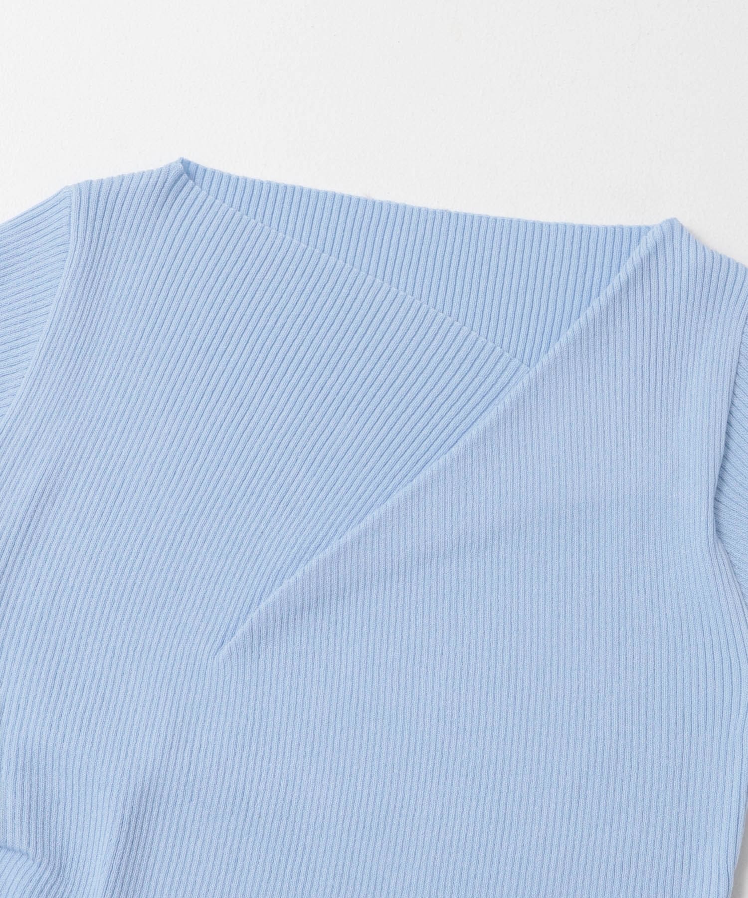 『一部WEB限定カラー』アシメネックハーフスリーブセーター L.BLUE one