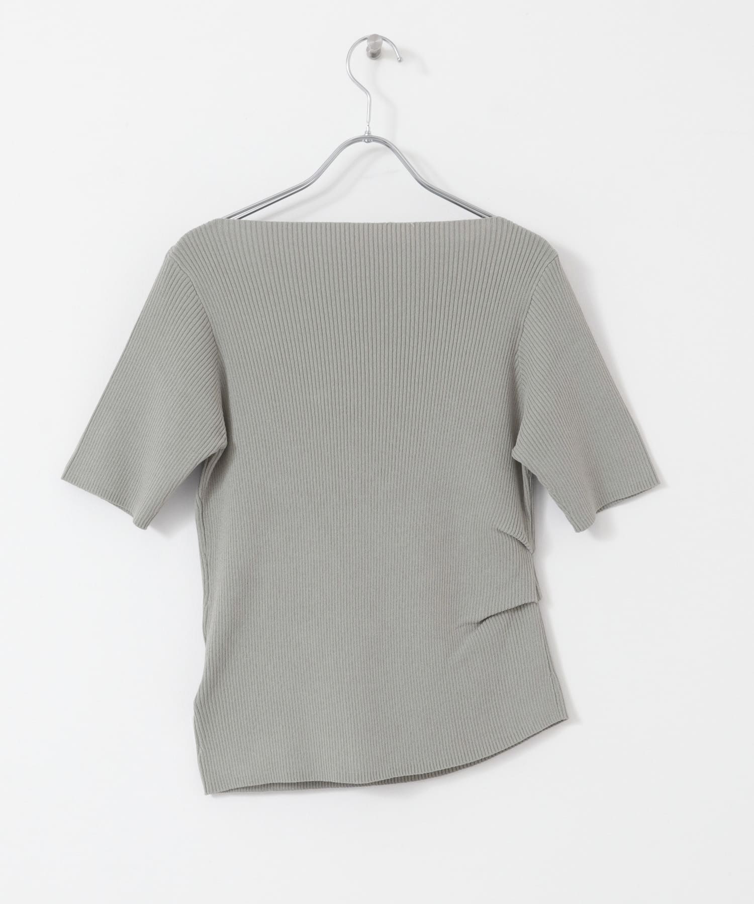 『一部WEB限定カラー』アシメネックハーフスリーブセーター L.GRAY one