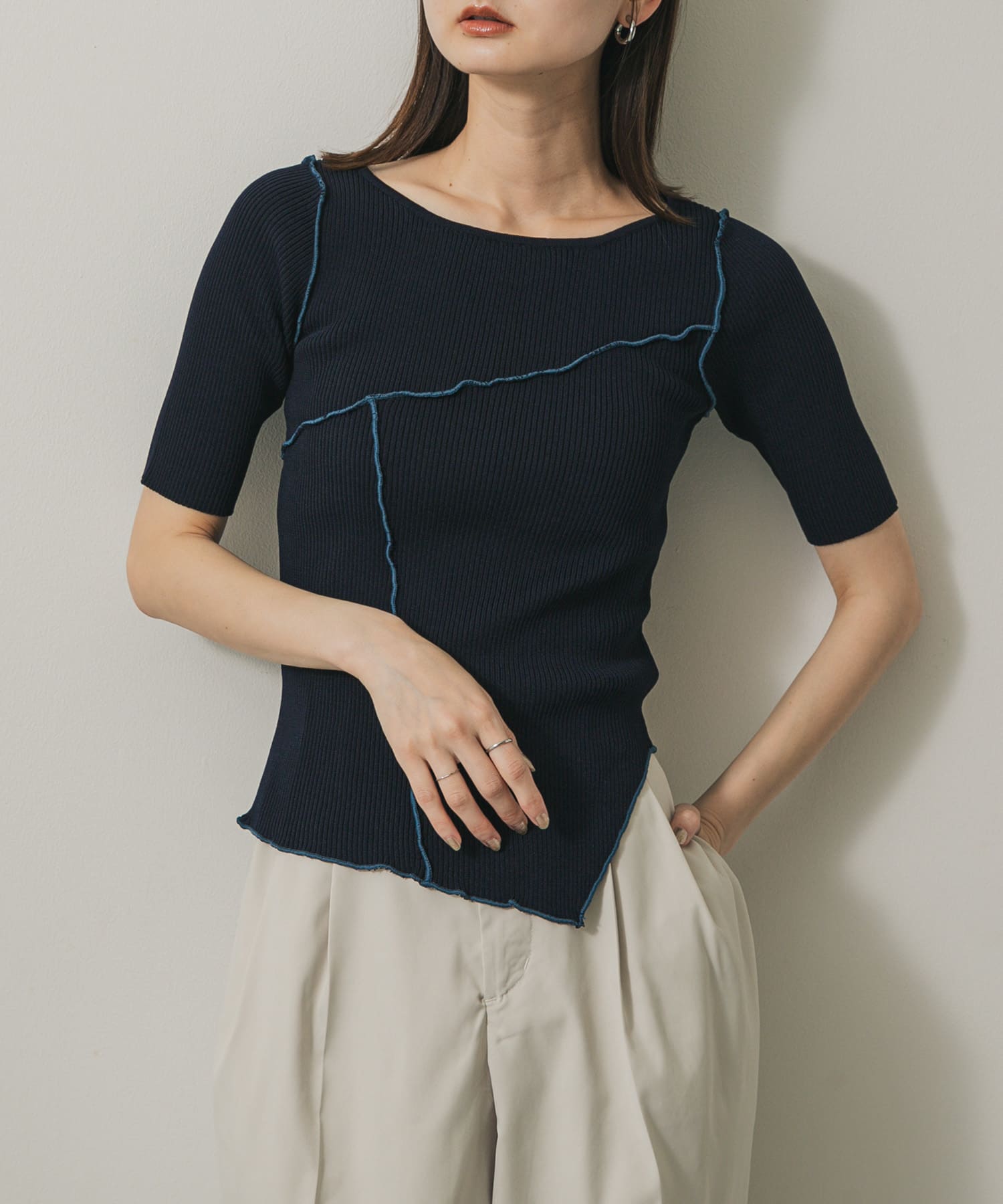 アシメメローセーター