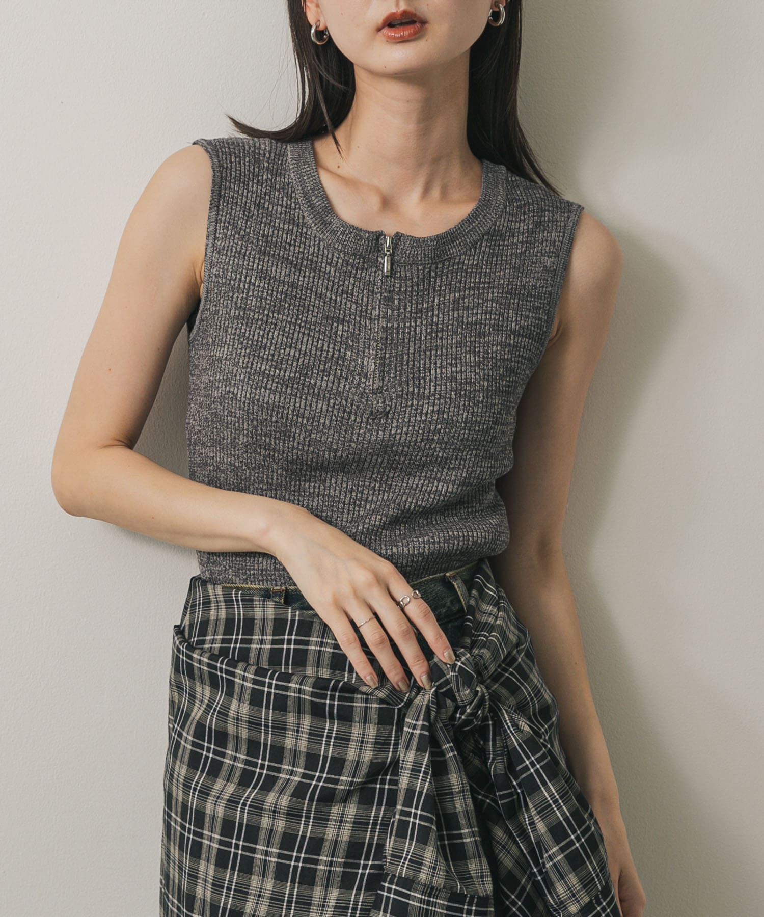 フロントジップメランジセーター