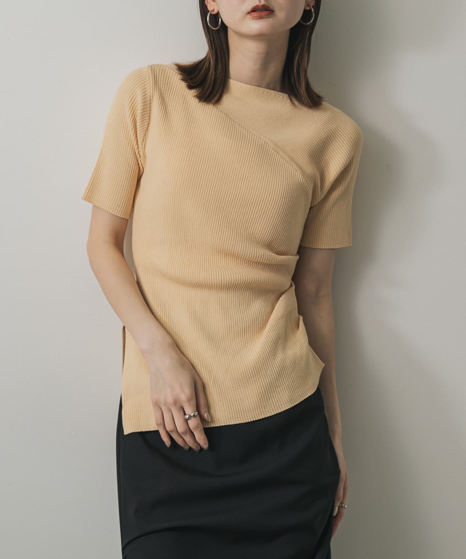 アシメネックセーター(半袖)